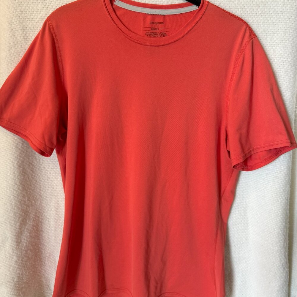 Large Orange Patagonia Active Short Sleeve
